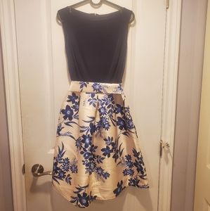 Cute floral perl dress
